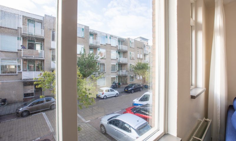 Bekijk foto 4 van Van Leeuwenhoekstraat 50, Den Haag