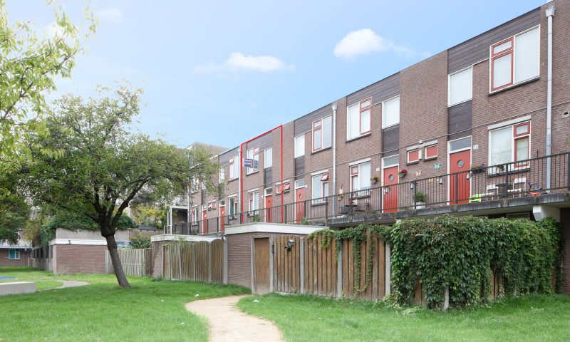 Bekijk foto 1 van Van Leeuwenhoekstraat 50, Den Haag